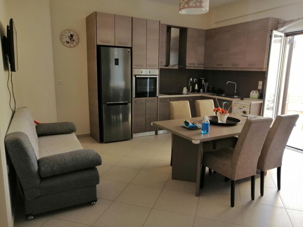 Eleni Apartment Пердика Екстериор снимка